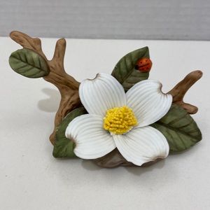 Lefton china pink dogwood figurine, 1985 number 04991